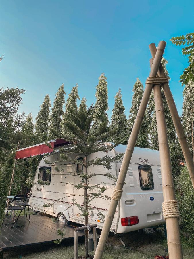 Nice Nite Campervans Phra Nakhon Si Ayutthaya Zewnętrze zdjęcie
